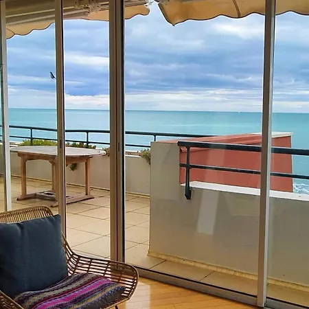 Face A La Mer,appartement De Standing Avec Garage * Sete