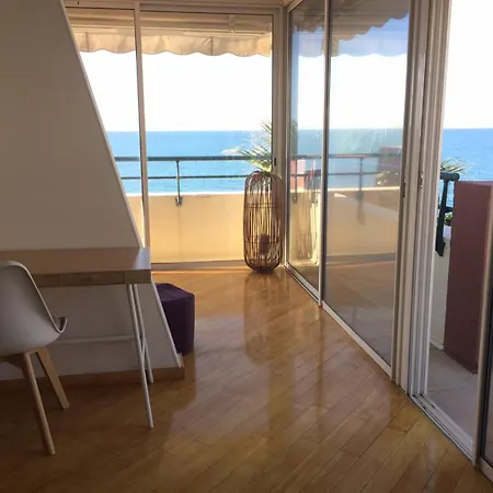 Apartment Face A La Mer,appartement De Standing Avec Garage